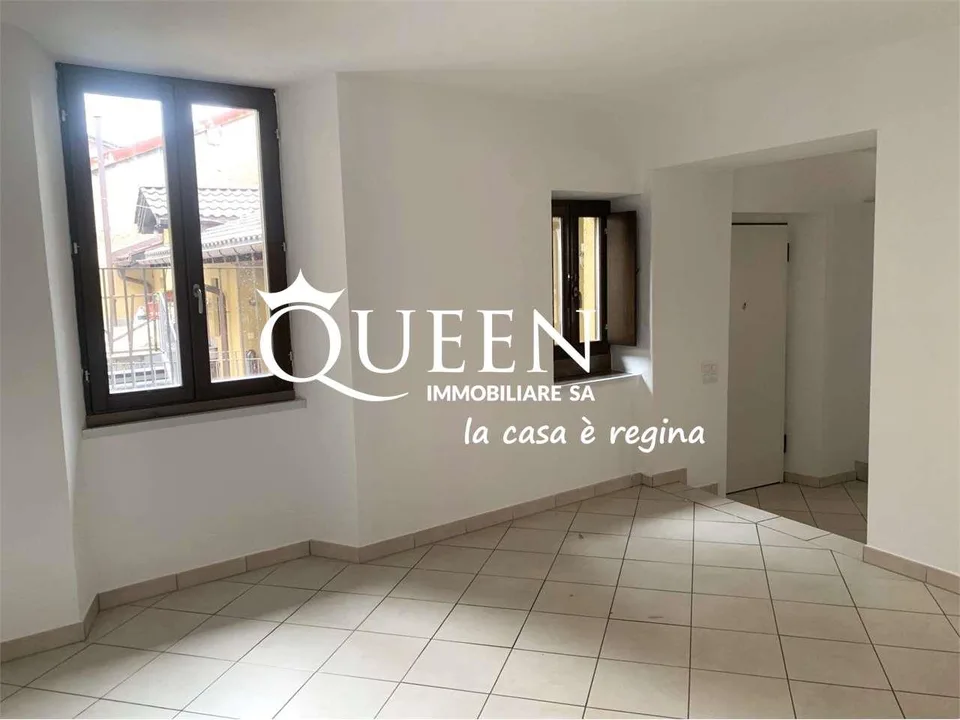 Ligornetto: stabile di 7 appartamenti da 2.5 e 3.5 locali, 590 mq., ri