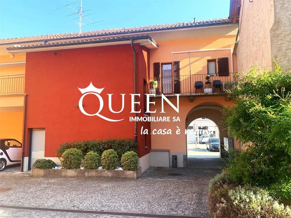 Stabio: appartement 3.5 pièces, 75 m², lumineux, dans la cour