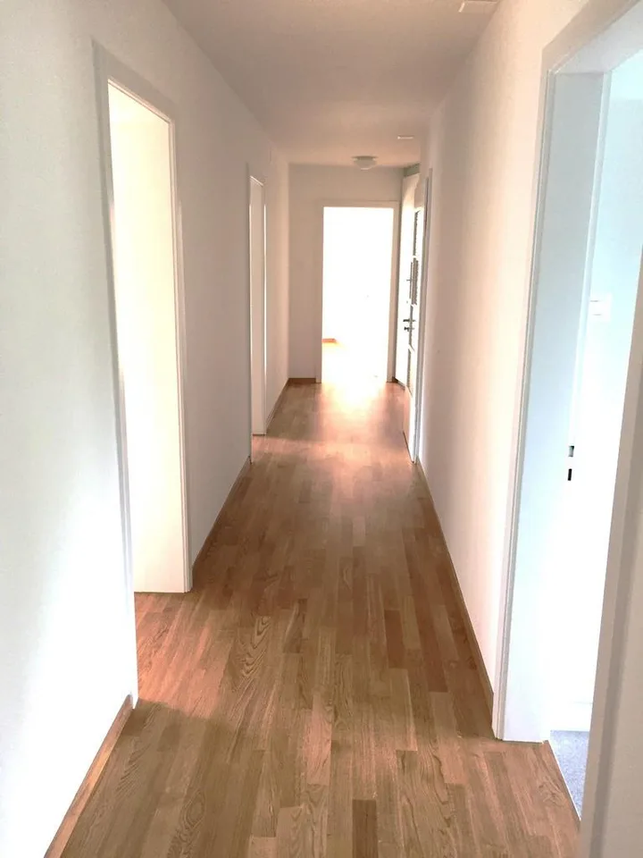 Appartement de 4 pièces rénové dans le centre de Cham