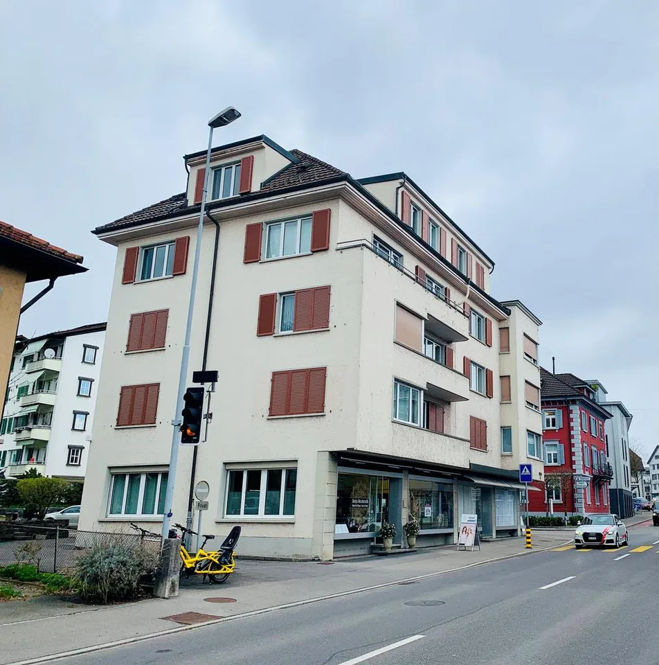Renovierte 4-Zimmer-Wohnung im Zentrum von Cham