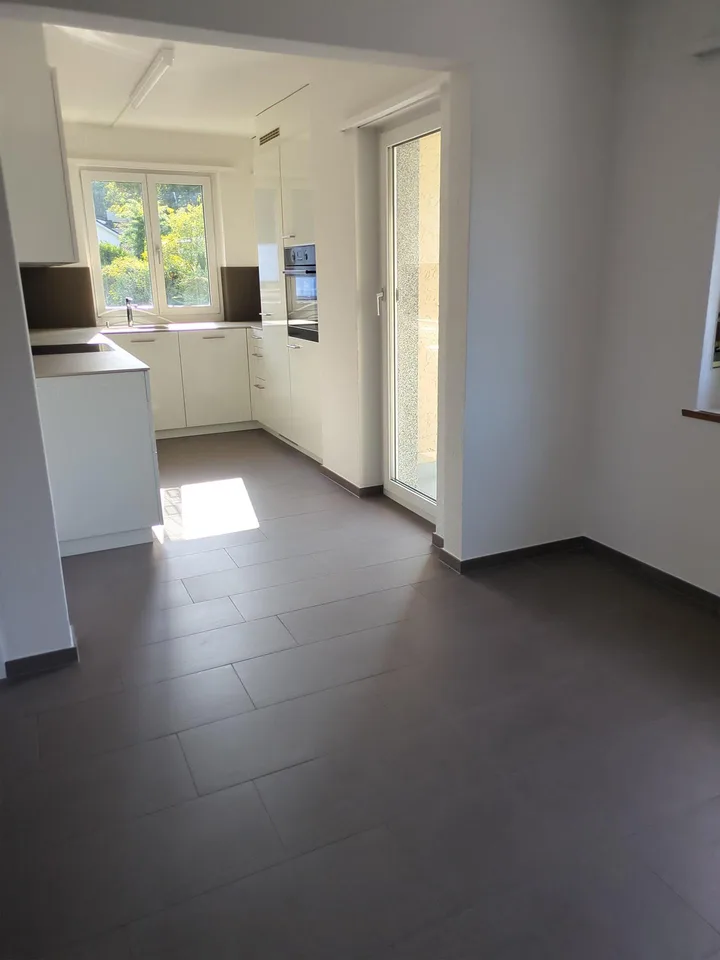 Top 3 1/2-Zimmer-Wohnung am Rosenberg mit grosser Terrasse