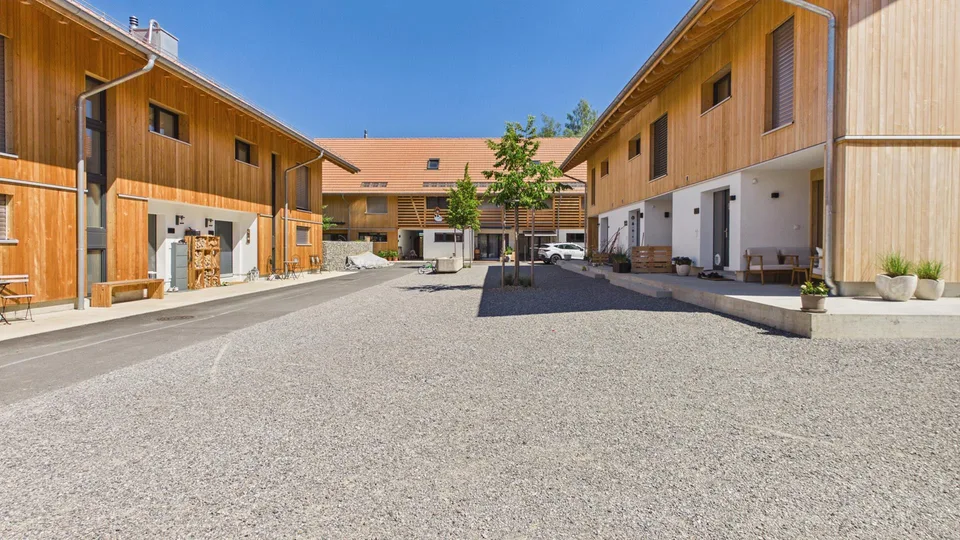 5.5-Zimmer-Haus mit viel Platz, Garten und Blick ins Grüne