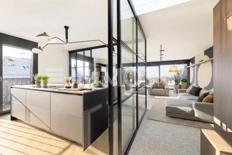 Unique attic residence with fascinating views