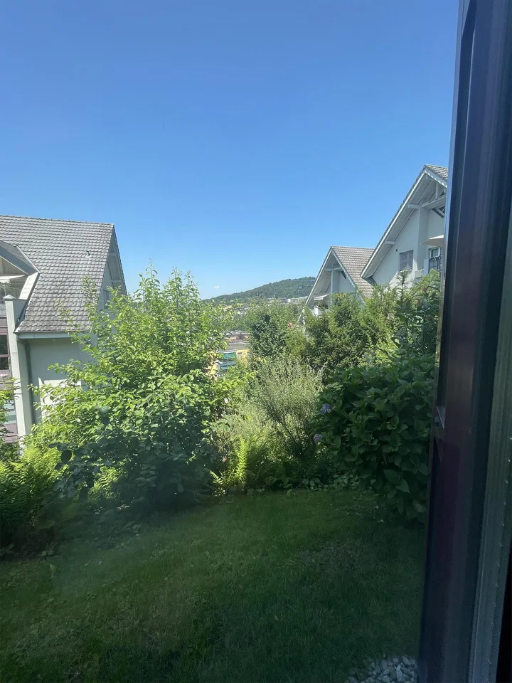 an privilegierter Lage zwischen See, Bergen und Stadt