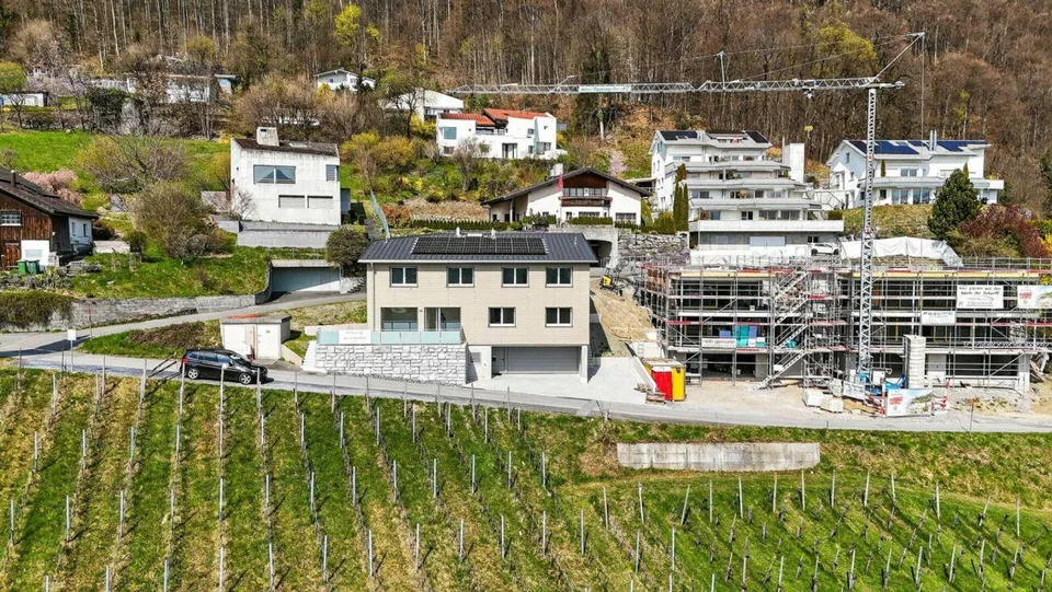 Modernes 5.5-Zimmer-Einfamilienhaus mit flexibler 2.5-Zimmer-Einliegerwohnung