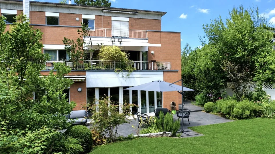 BS : 4.5 Zi. Gartenwohnung an ruhiger Lage auf dem Bruderholz