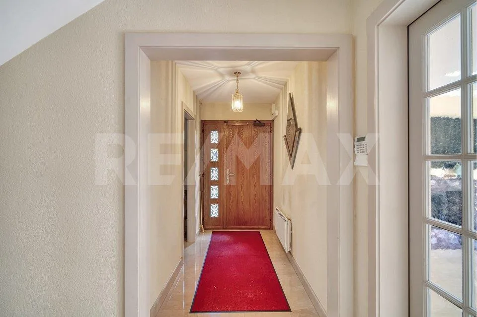 En exclusivité, villa d'exception de 7 pièces dans un écrin de paix...