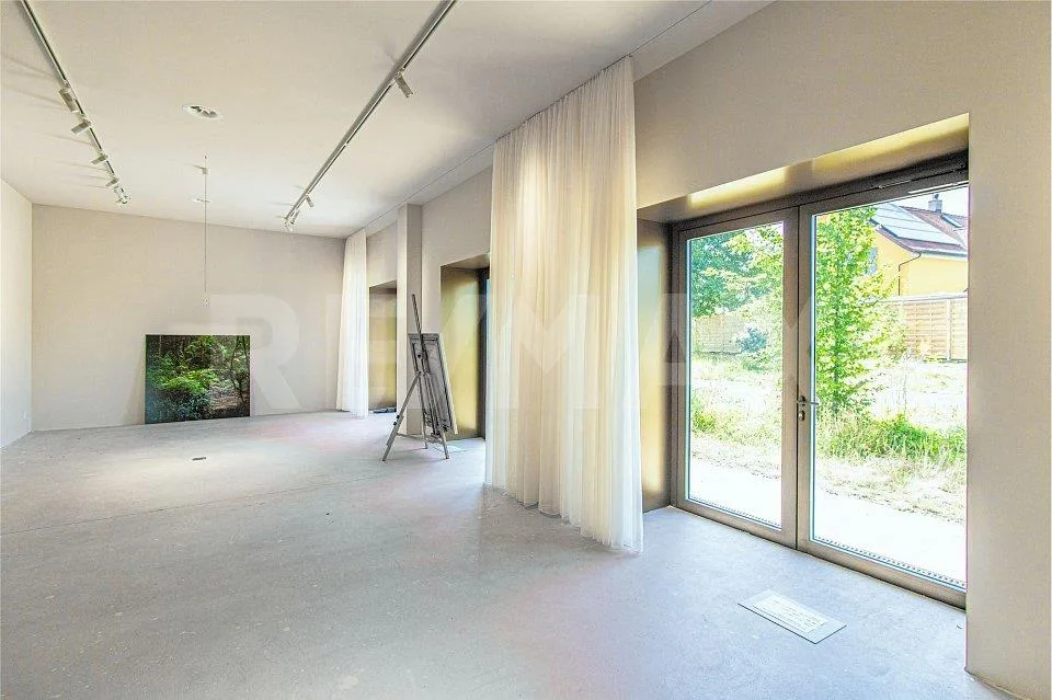 Hochwertige Gewerbelokalität mit 104 m² in zukunftsträchtigem Neuba...