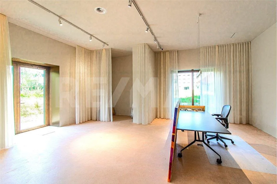 Hochwertige Gewerbelokalität mit 104 m² in zukunftsträchtigem Neuba...
