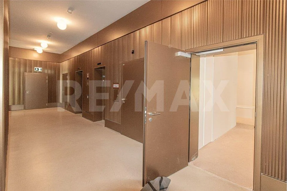 Hochwertige Gewerbelokalität mit 104 m² in zukunftsträchtigem Neuba...