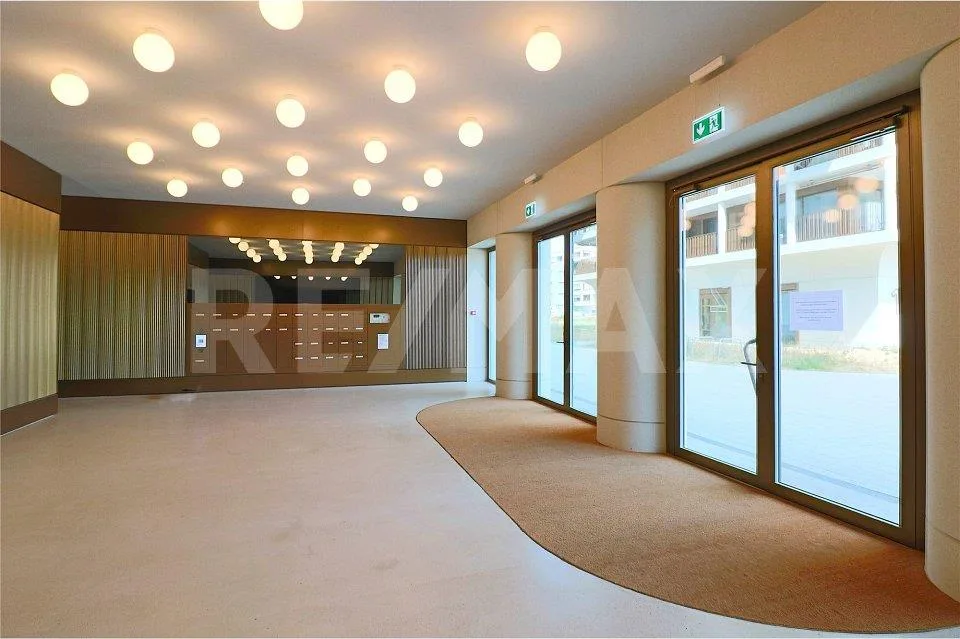 Hochwertige Gewerbelokalität mit 104 m² in zukunftsträchtigem Neuba...