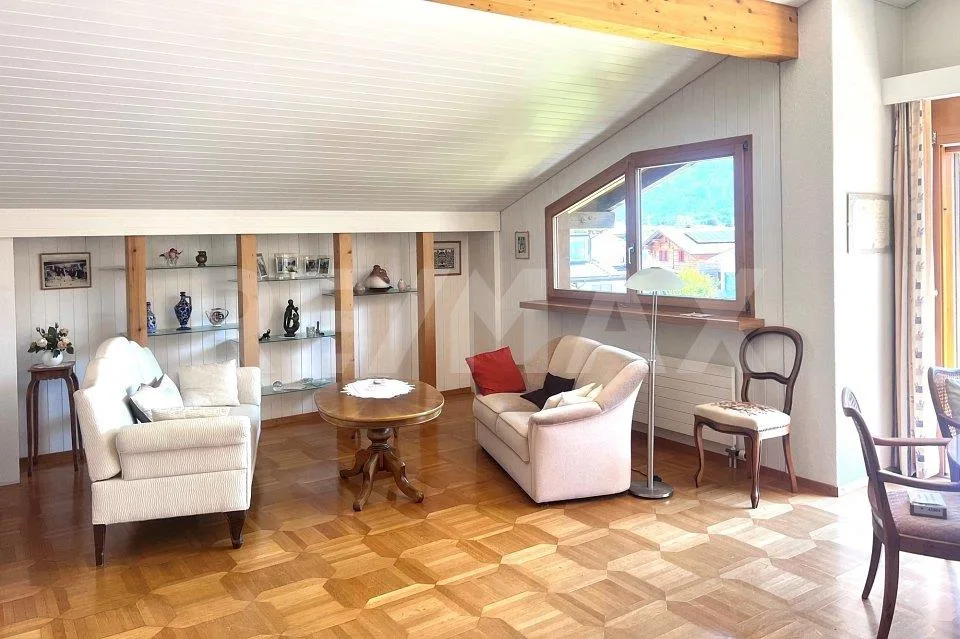 Dachwohnung (im Baurecht) an allerbester Lage