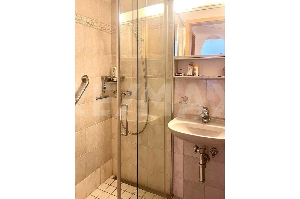 Dachwohnung (im Baurecht) an allerbester Lage