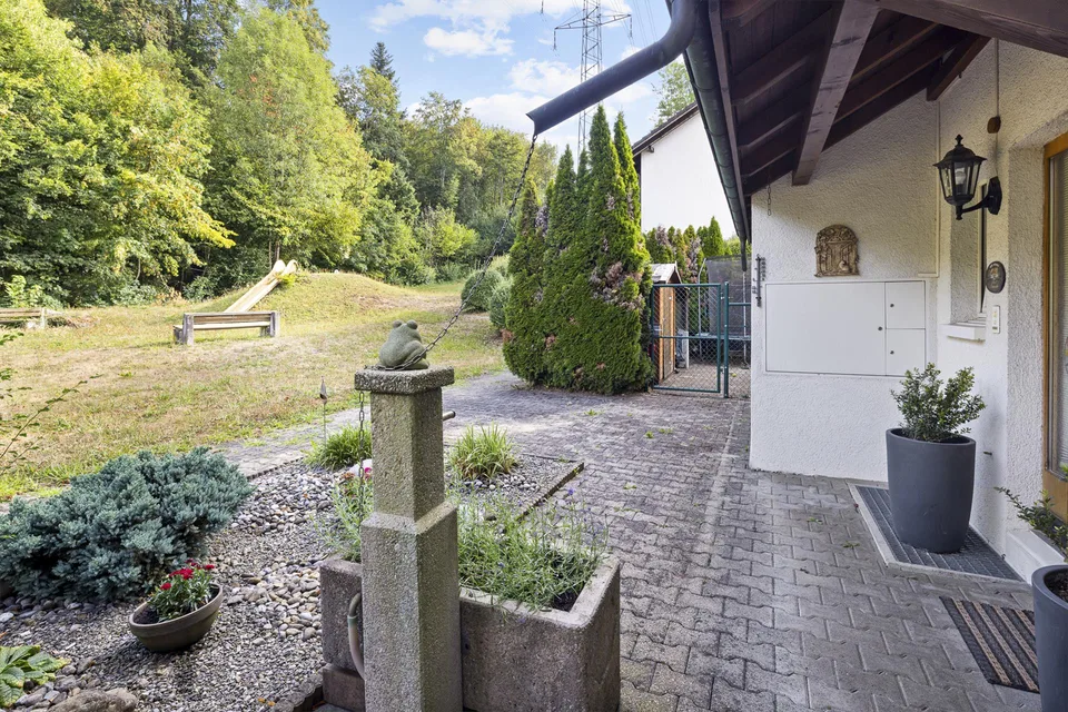 Familienoase in attraktivem Wohnquartier – mit zwei Extra-Räumen