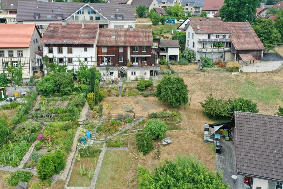 5.5 Zi. EFH an bevorzugter Aussichtslage, mit schönem Garten