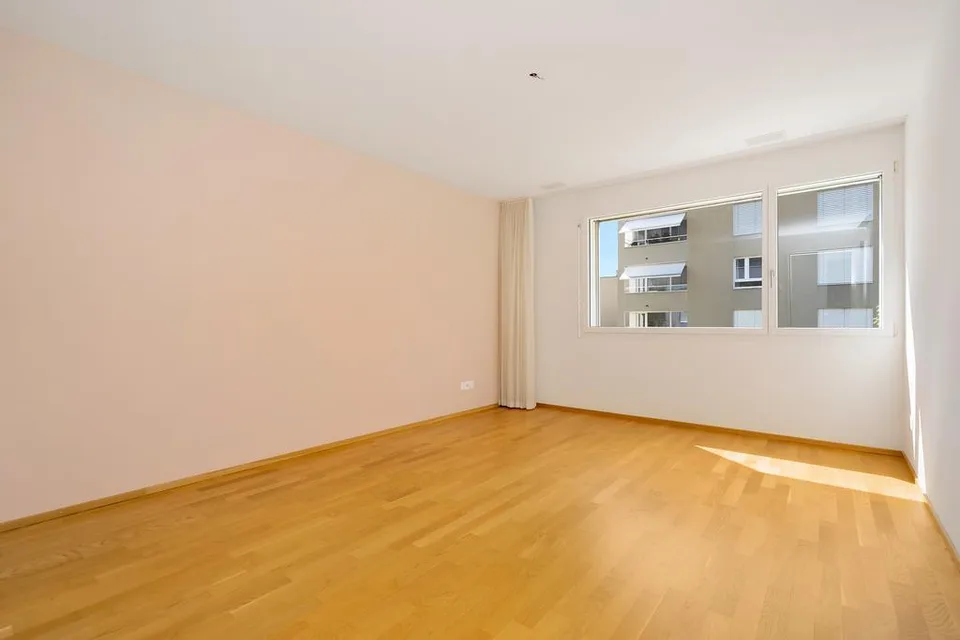FAMILIENFREUNDLICHE WOHNUNG AN RUHIGER LAGE