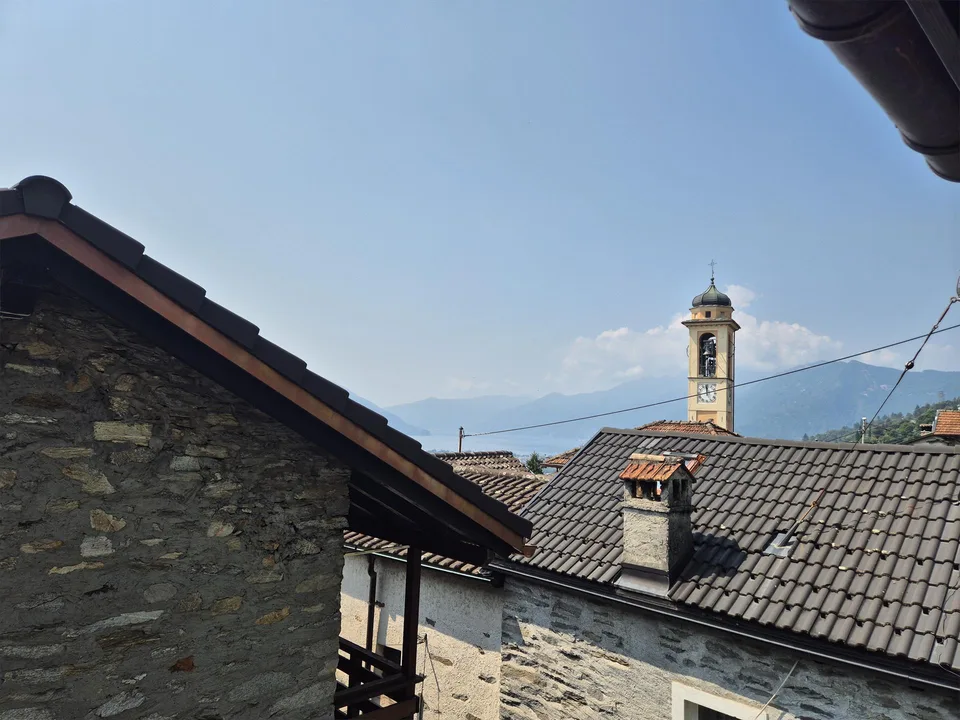 Rarität: Rustico mit Garage in Brione sopra Minusio