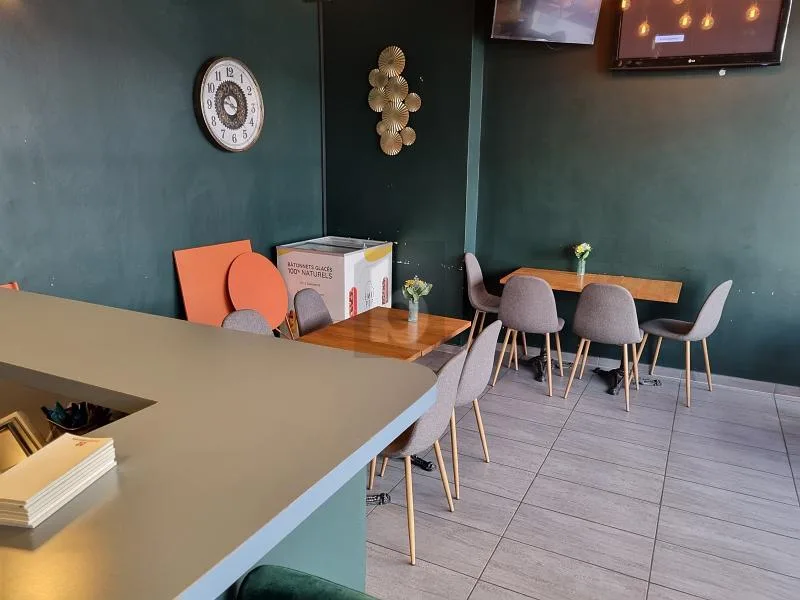 CAFE BAR DANS QUARTIER ST-ROCH !