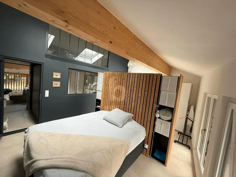 EXKLUSIVES LOFT MIT PRIVATGARTEN UND GARAGE