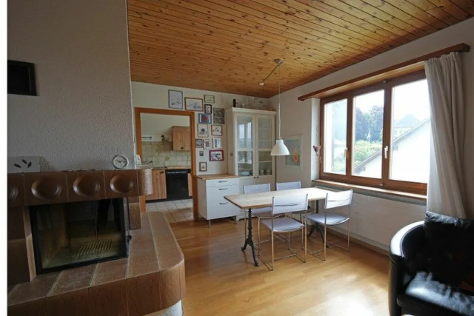Urchige 4.5 Zimmer Wohnung in Uster