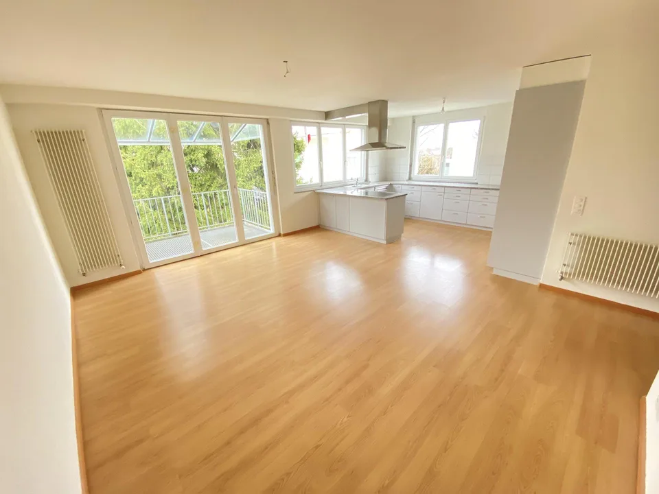 Maisonette-Wohnung in 3-Familien-Bauernhaus