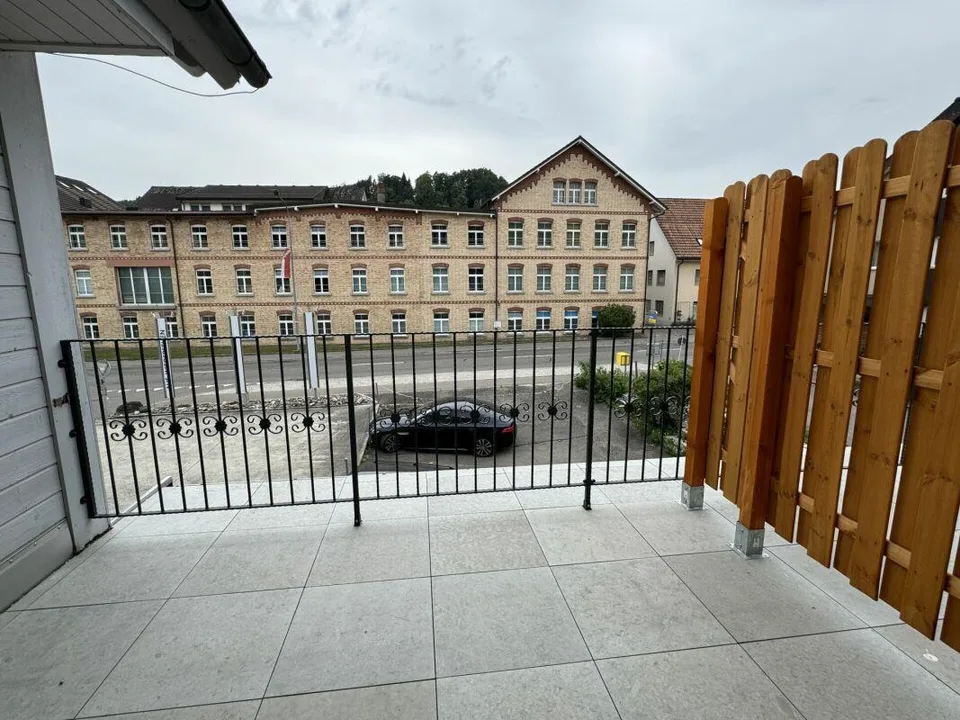 Originelle 4 1/2 - Zimmer-Dachmaisonette-Wohnung