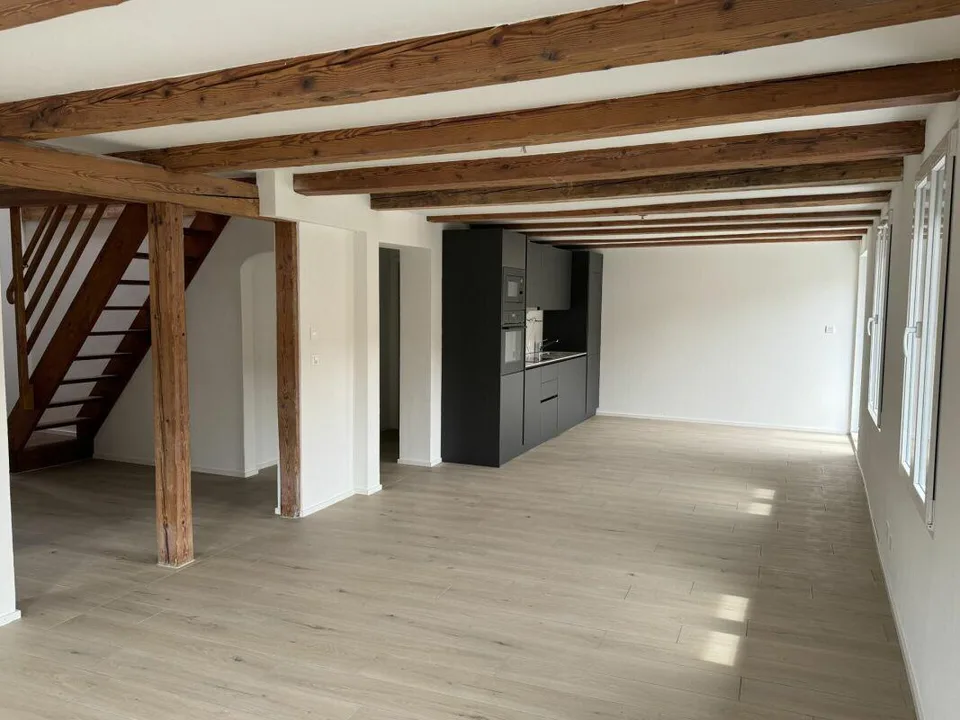 Grosszügige 4 1/2 - Zimmer-Dachmaisonette-Wohnung