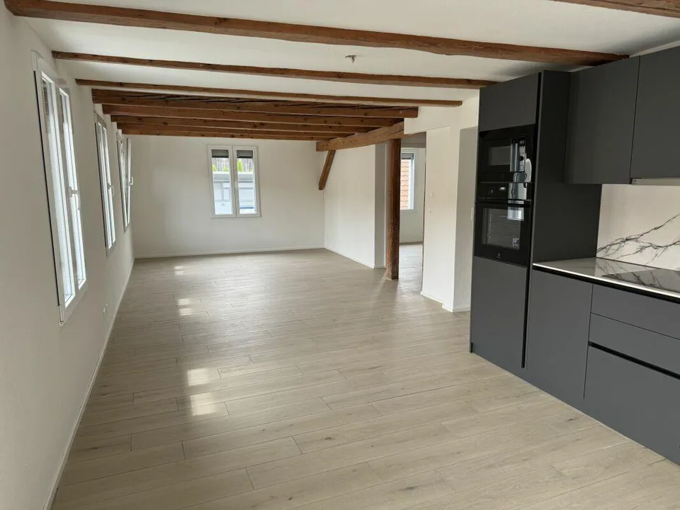 Grosszügige 4 1/2 - Zimmer-Dachmaisonette-Wohnung