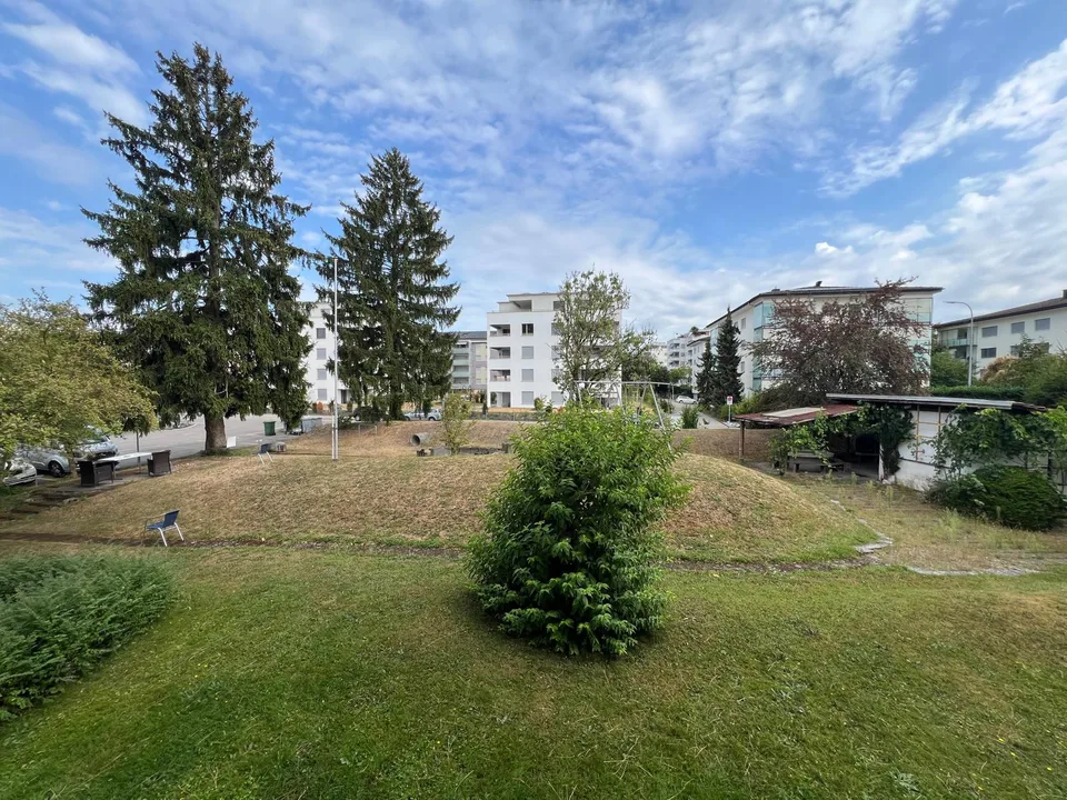 Grosszügige 2.5-Zimmerwohnung mit zwei Balkonen
