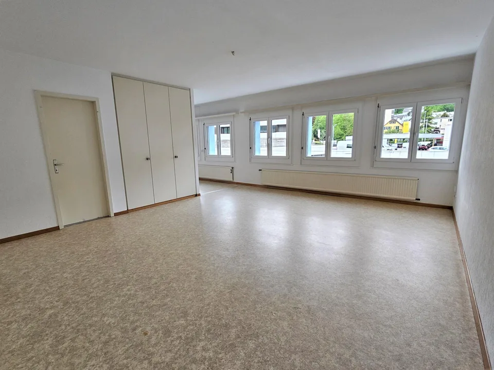 Wohnen am Stadtrand von Baden | Die Limmat praktisch vor der Haustüre