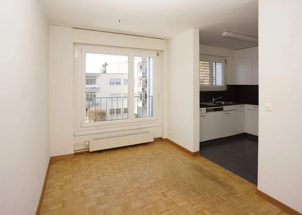 Appartement spacieux 4.5 pièces avec place assise dans le jardin dans un environnement calme