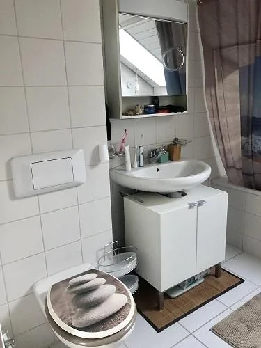 Charmante 3.5-Dachwohnung in Safnern