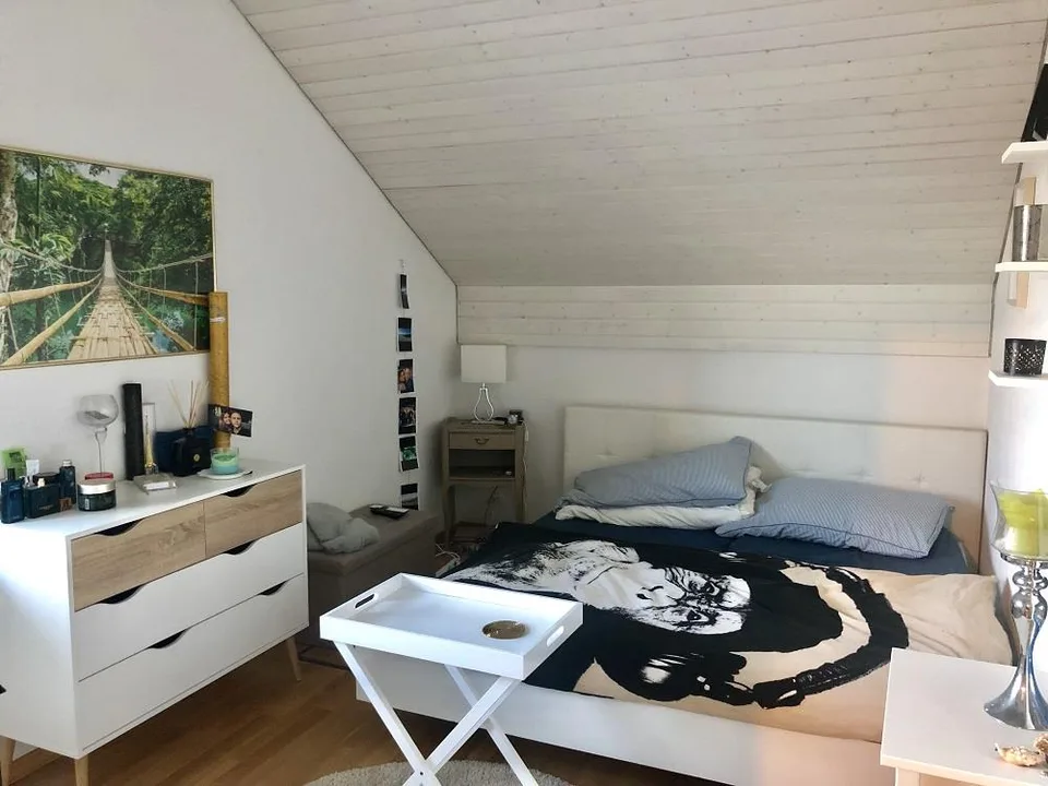 Charmante 3.5-Dachwohnung in Safnern