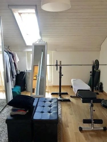 Charmante 3.5-Dachwohnung in Safnern