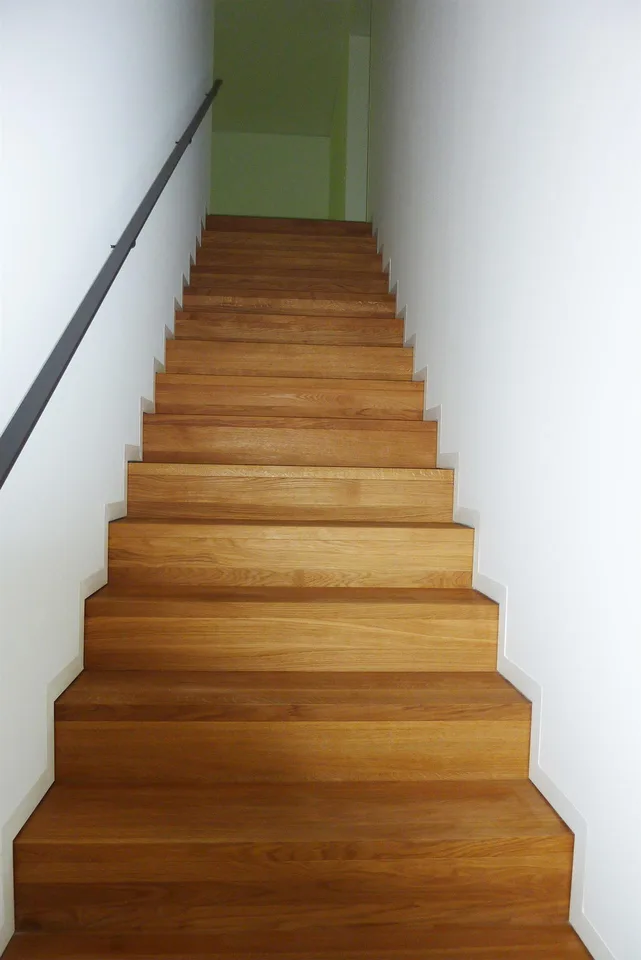 Assurez-vous cette maisonnette centrale dans un immeuble neuf !