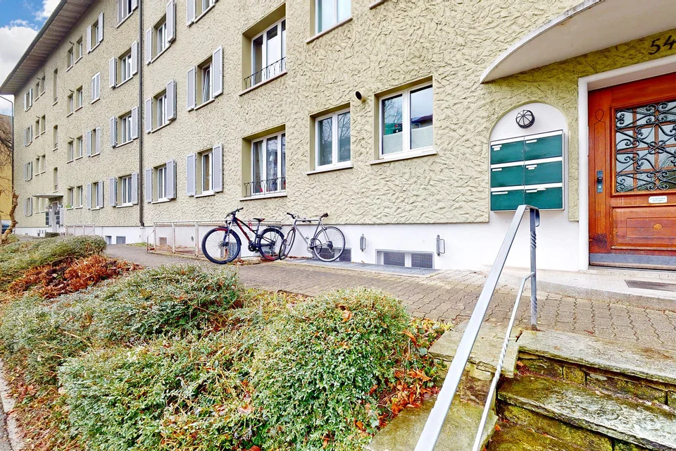Living in the beautiful Weissenbühlquartier? We have the right object for you!