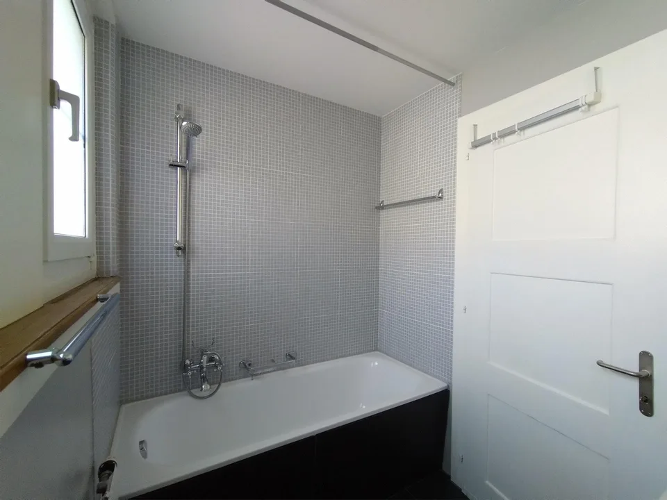 1 ½-Zimmerwohnung mit grossem Balkon - nähe Inselspital!