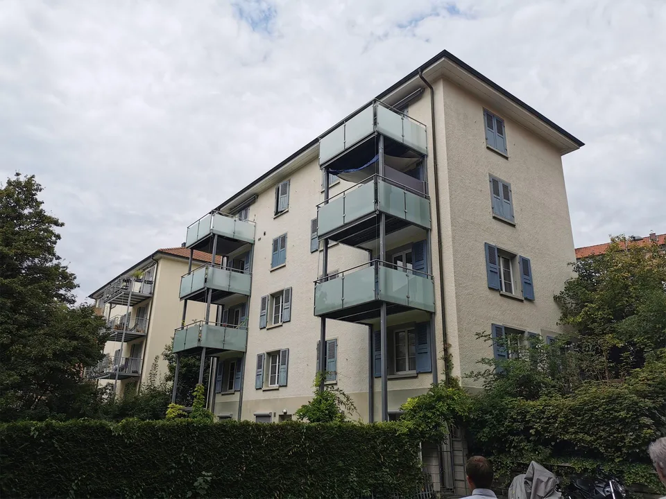 1 ½-Zimmerwohnung mit grossem Balkon - nähe Inselspital!