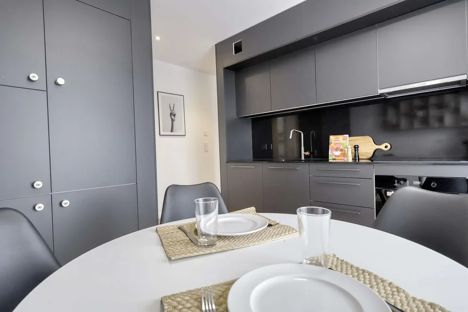 Coliving Alliant Intimité et Vie Partagée au Cœur de Renens