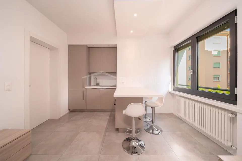 Wohnung mit 2.5 Zimmern möbliert