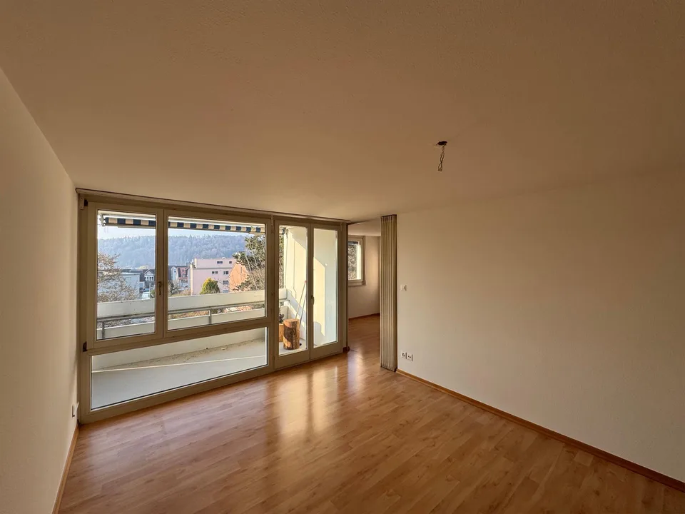 Helle 3.5 Zi-WG mit  Balkon in grüner Umgebung und zentraler Lage