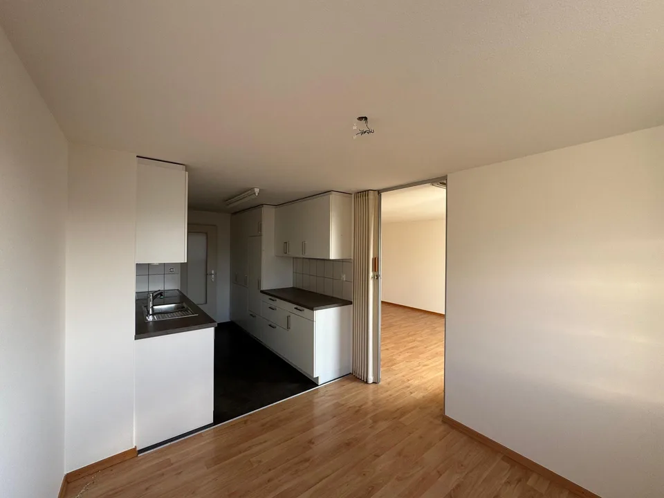 Helle 3.5 Zi-WG mit  Balkon in grüner Umgebung und zentraler Lage