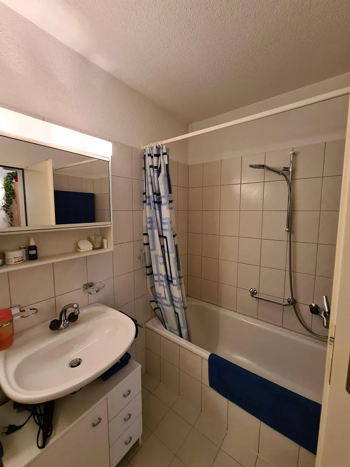 freundliche, helle Wohnung an idealer Lage