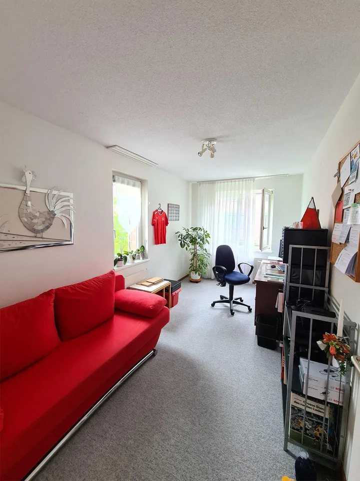 freundliche, helle Wohnung an idealer Lage