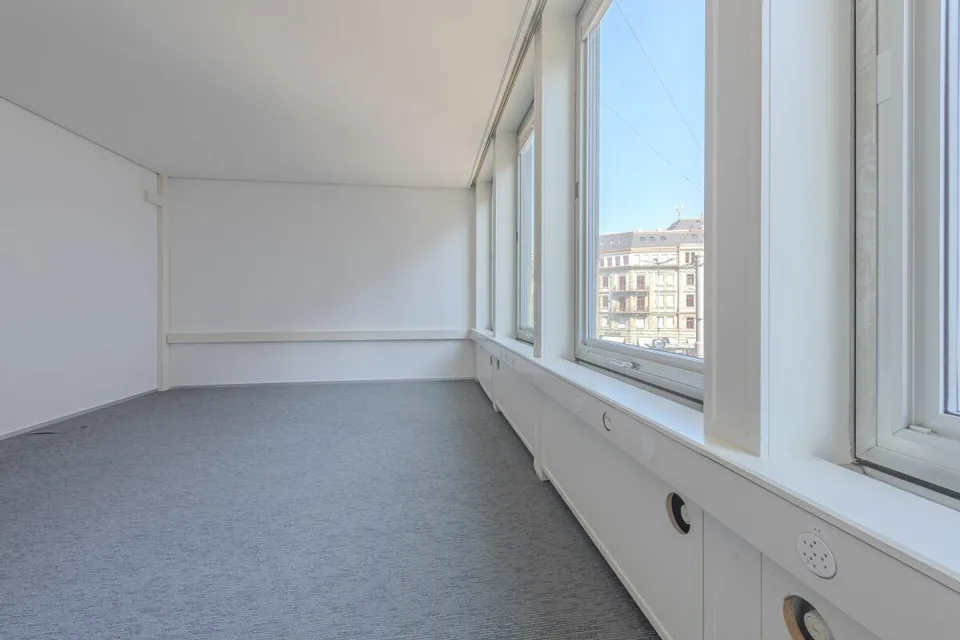 Helle Büroflächen zu vermieten, im zentralsten Kreis der Stadt Zürich