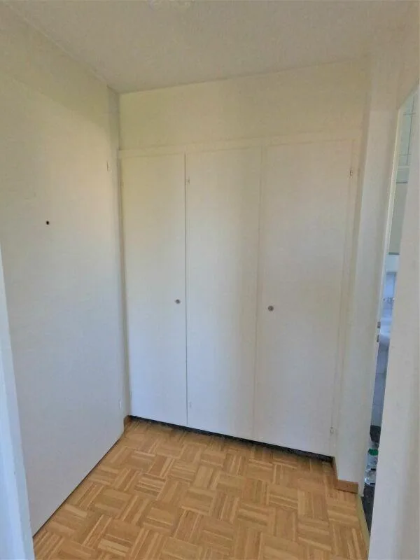 Wundervolle Wohnung in Rheinnähe, mit Balkon und grosszügigen Räumen