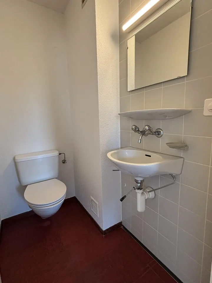 Grosszügige 4.5-Zimmer-Wohnung mit Balkon und Bergblick in Thun