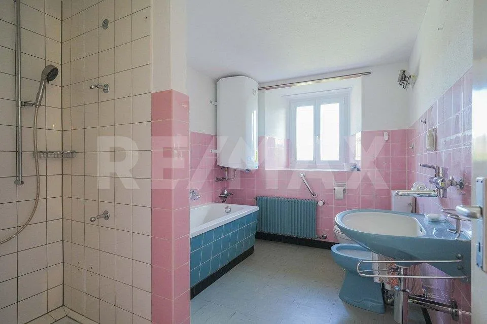 Grosszügiges 7 Zimmer-Haus mit herrlicher Aus- und Weitsicht