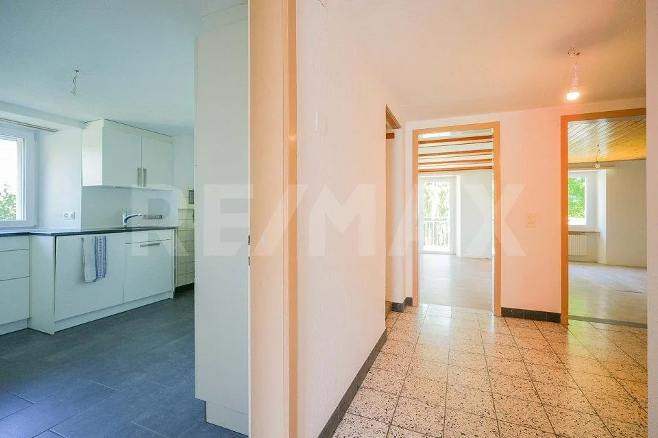 Grosszügiges 7 Zimmer-Haus mit herrlicher Aus- und Weitsicht