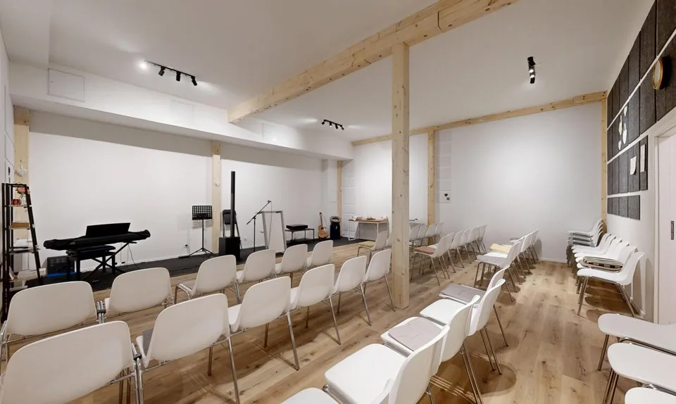 Immeuble de rendement avec 3 locaux commerciaux à Monthey
